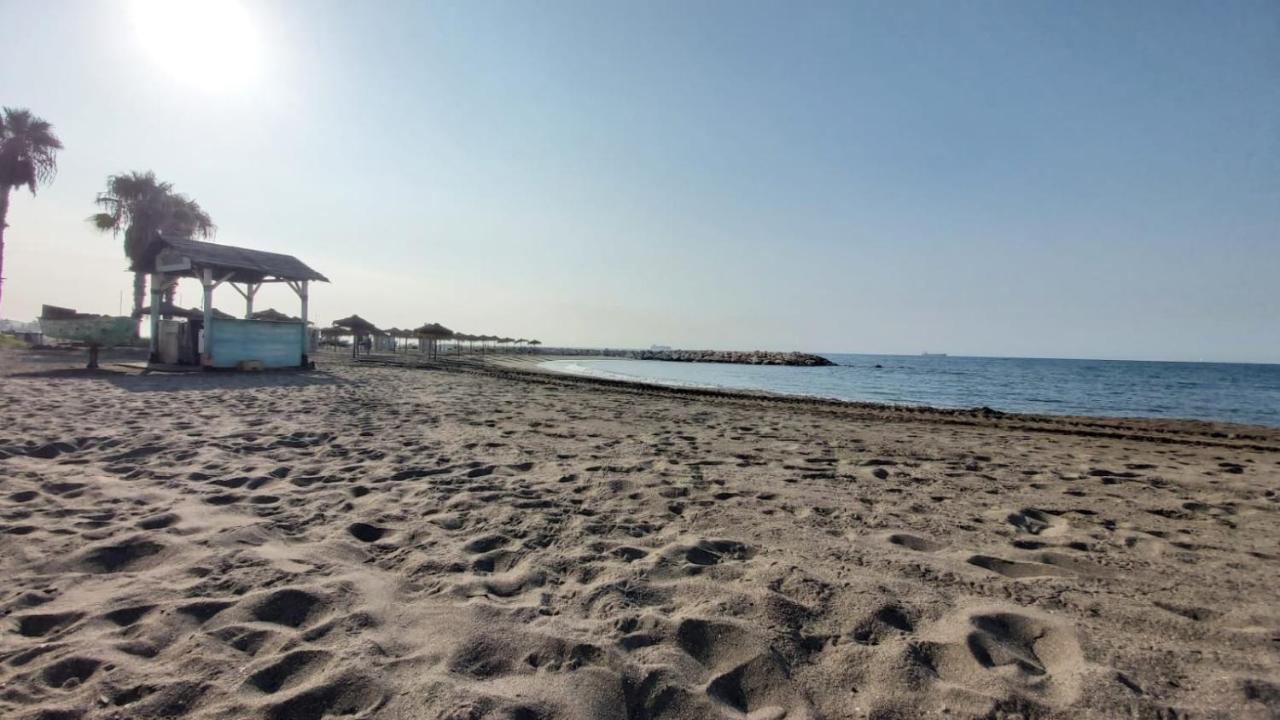 Del Parque Flats Pina Beach Málaga Exteriör bild